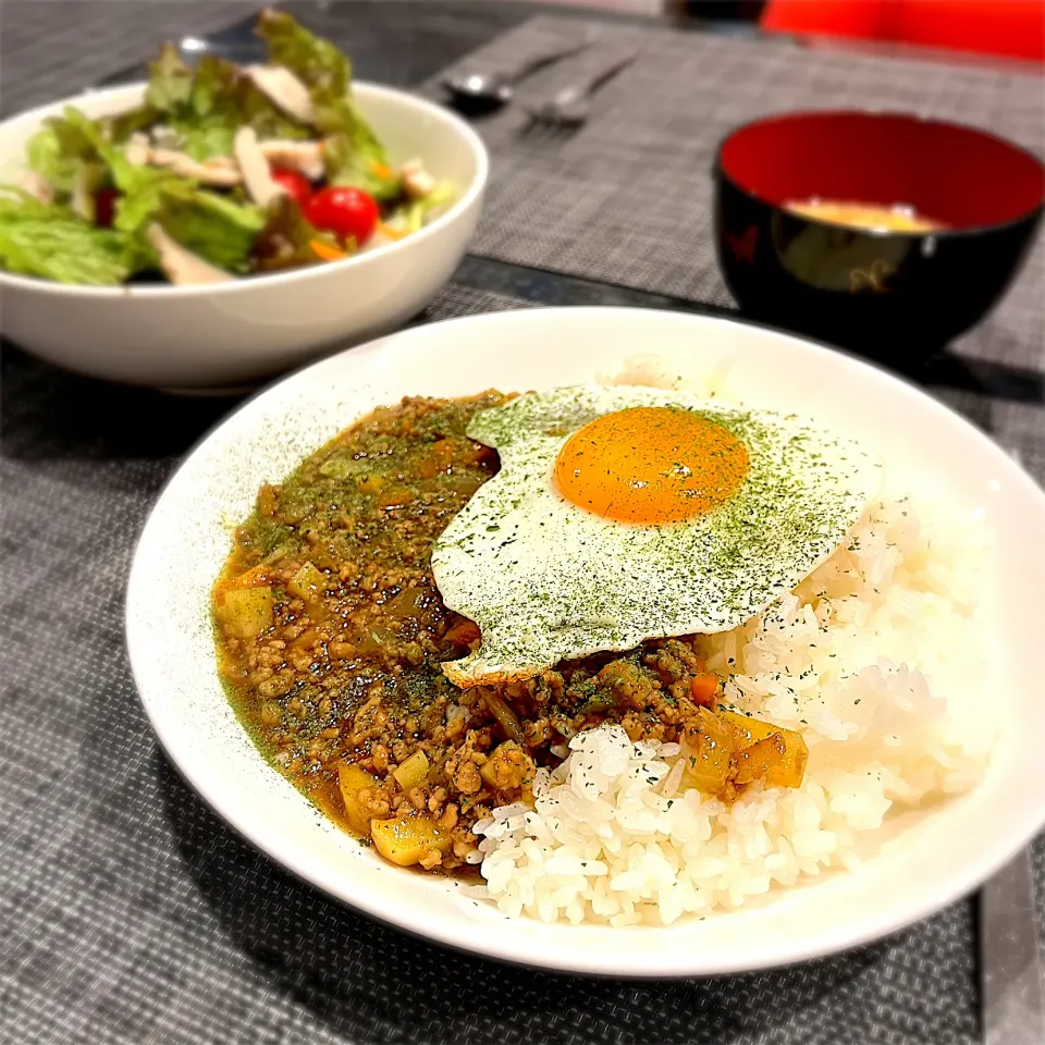 ドライカレーの夕飯でサッカー観戦⚽️|けいさんさん