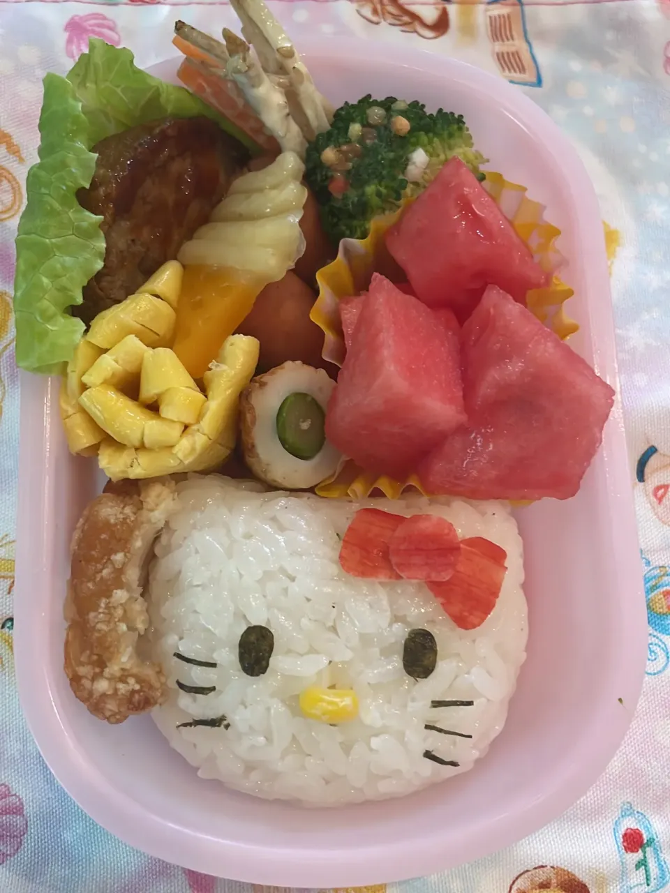 幼稚園キティーちゃんお弁当|リリさん