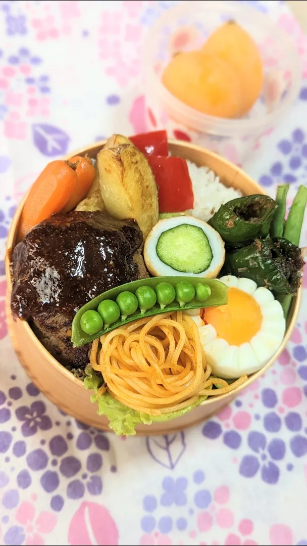 本日のお弁当〜ハンバーグランチ弁当〜|f.1125beさん