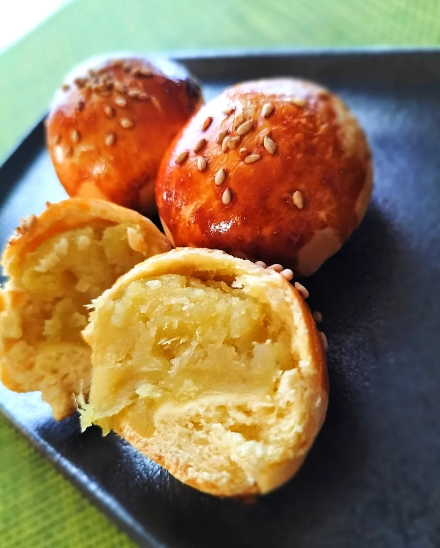 和菓子の日と言う事で…
芋あんの焼き饅頭🍵|ノンノンノンさん