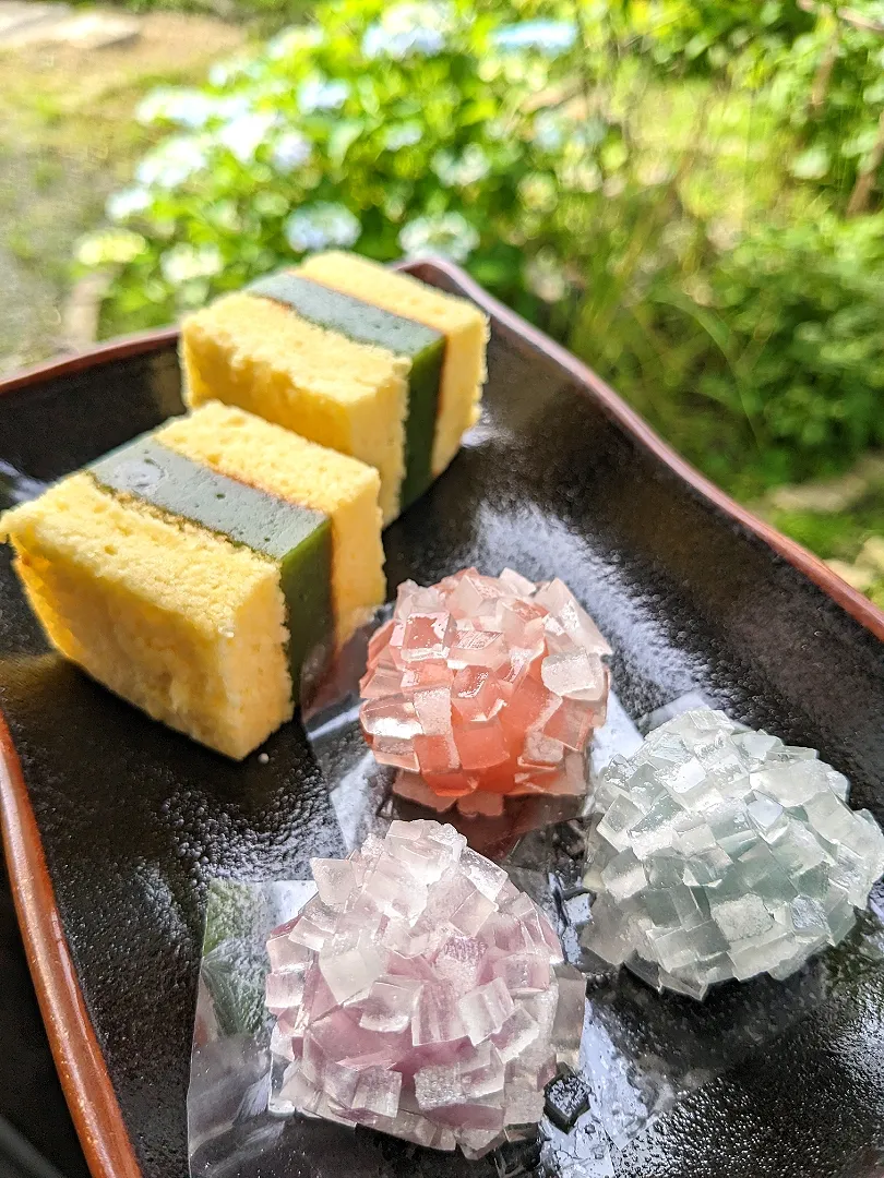 和菓子教室
八仙花とシベリア
八仙花の寒天くっつけるのがなかなか大変だったけど、楽しかった😄|Ayumiさん