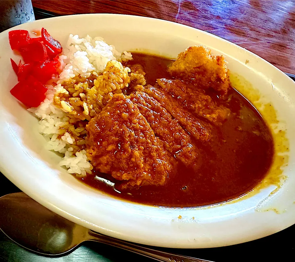 金曜日はカレーの日🍛|にゃあ（芸名）さん