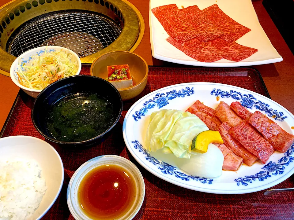 焼肉ランチ|チーのベーカリーチャンネルさん