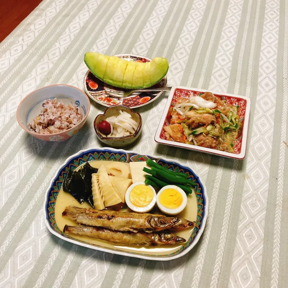 grandmaの晩ごはん☆ 今夜は定番の煮物…
昨日の酢の物で鶏肉の南蛮漬け…梅酒を一杯|kaoriさん