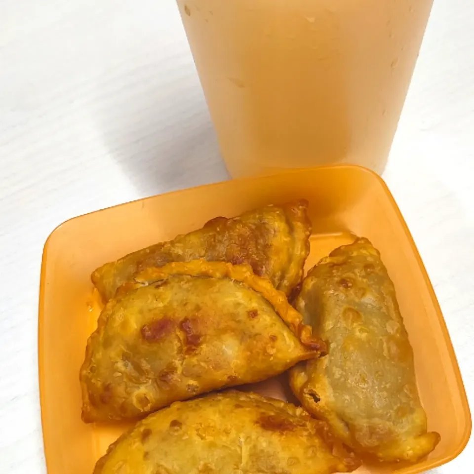 Currypuff with White coffee|simatasepetさん