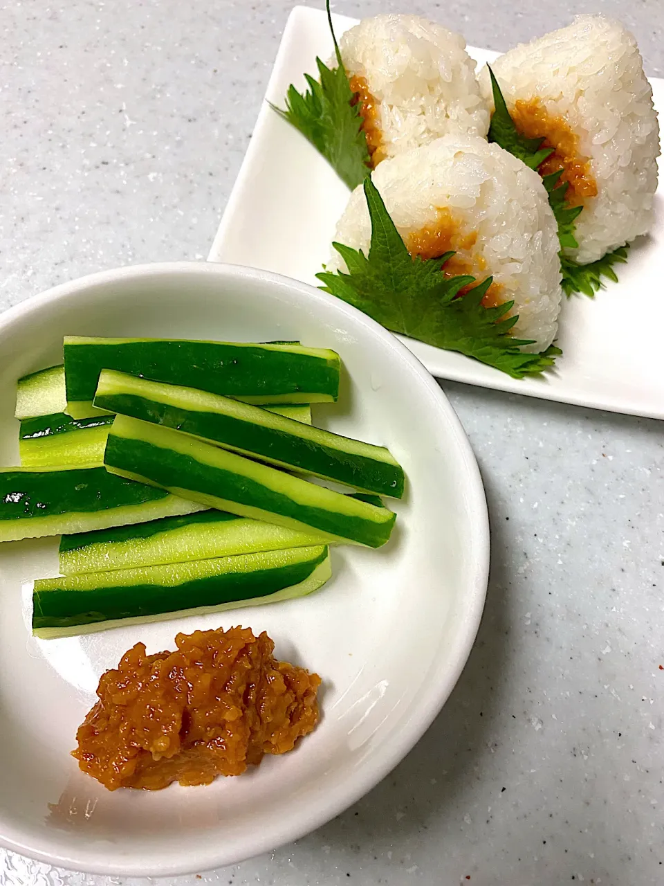 みそおにぎり🍙&みそきゅうり🥒|み〜さん