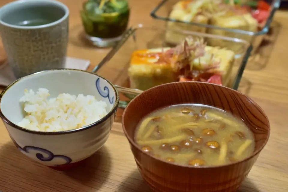 熟甘でなめこの味噌汁|うにんぱすさん