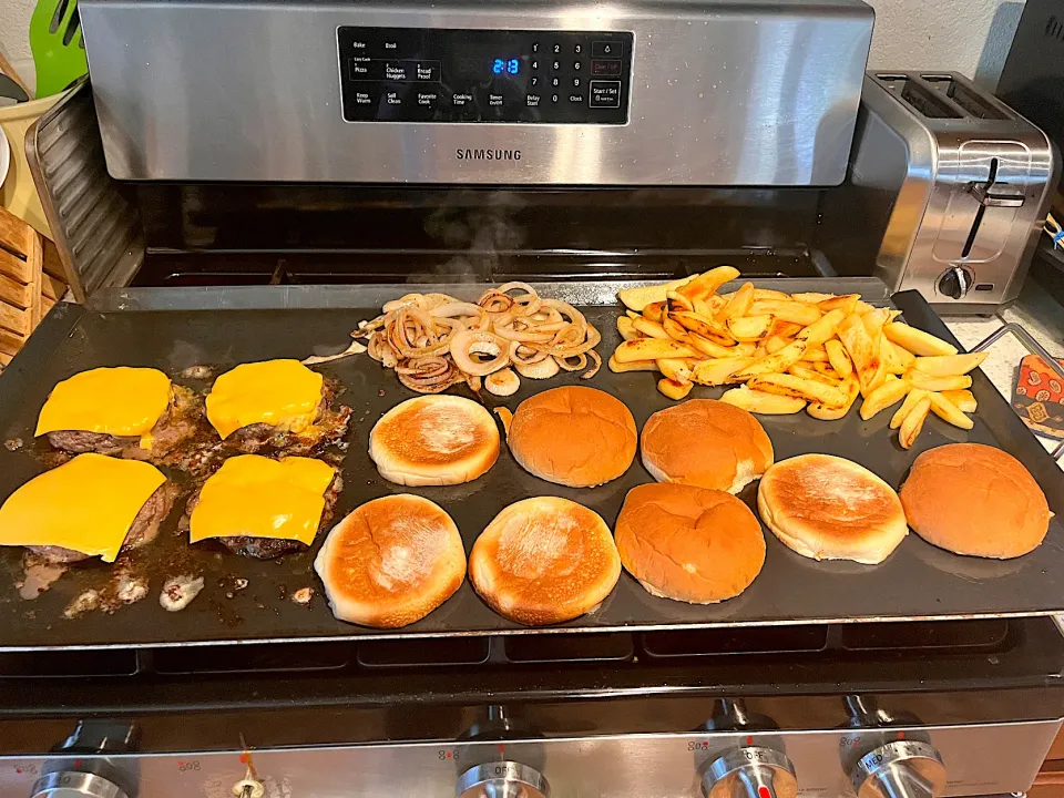 Snapdishの料理写真:Homemade cheese Burgers, grilled onions, french fries, warm griddled bun,|🌺IAnneさん