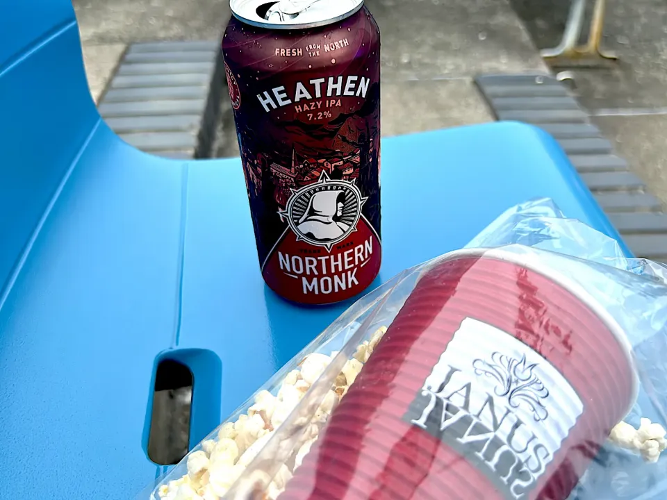 Snapdishの料理写真:ポップコーン🍿たこやき味＆HEATHEN MORTHERN MONK🍺|Tak@さん