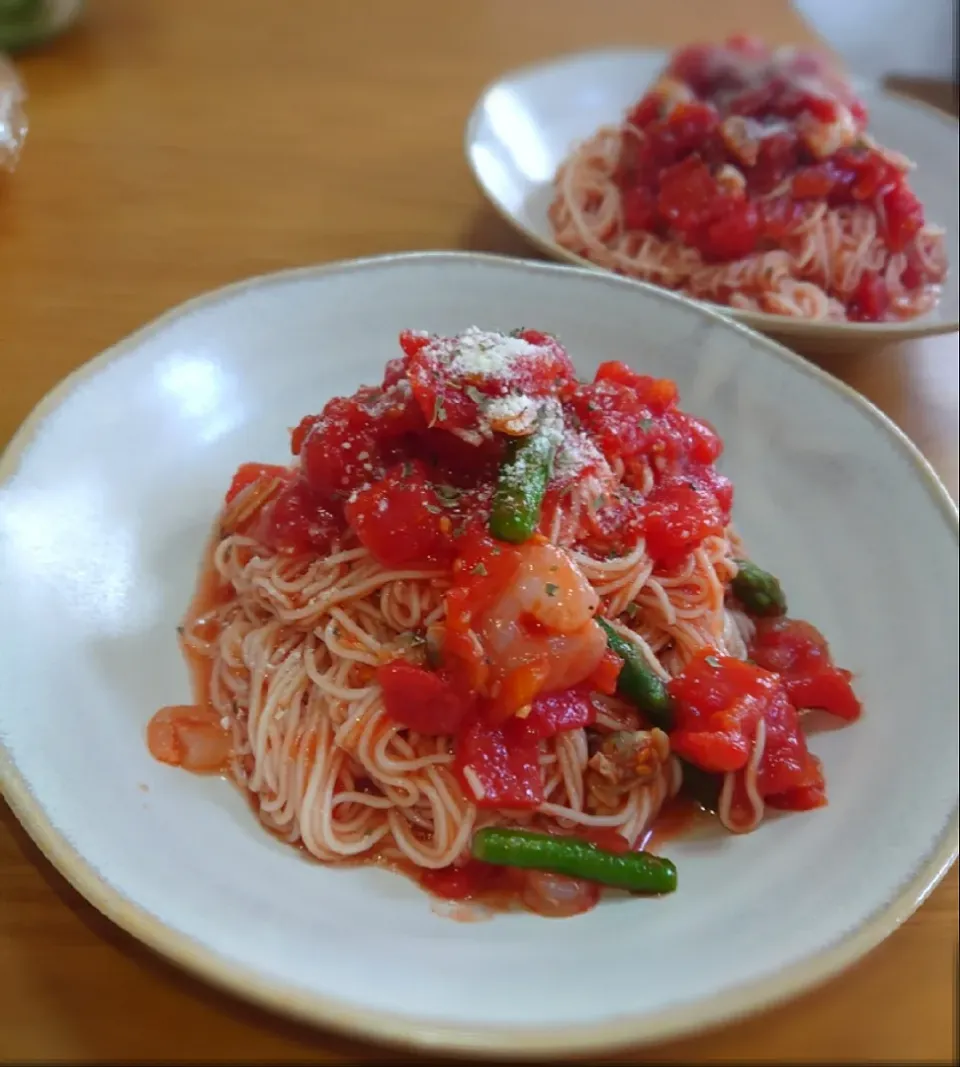 Snapdishの料理写真:えびとアスパラのそうめんカッペリーニ|ごはんきろくさん