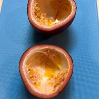 Snapdishの料理写真:passion fruit|ゴミカス。さん