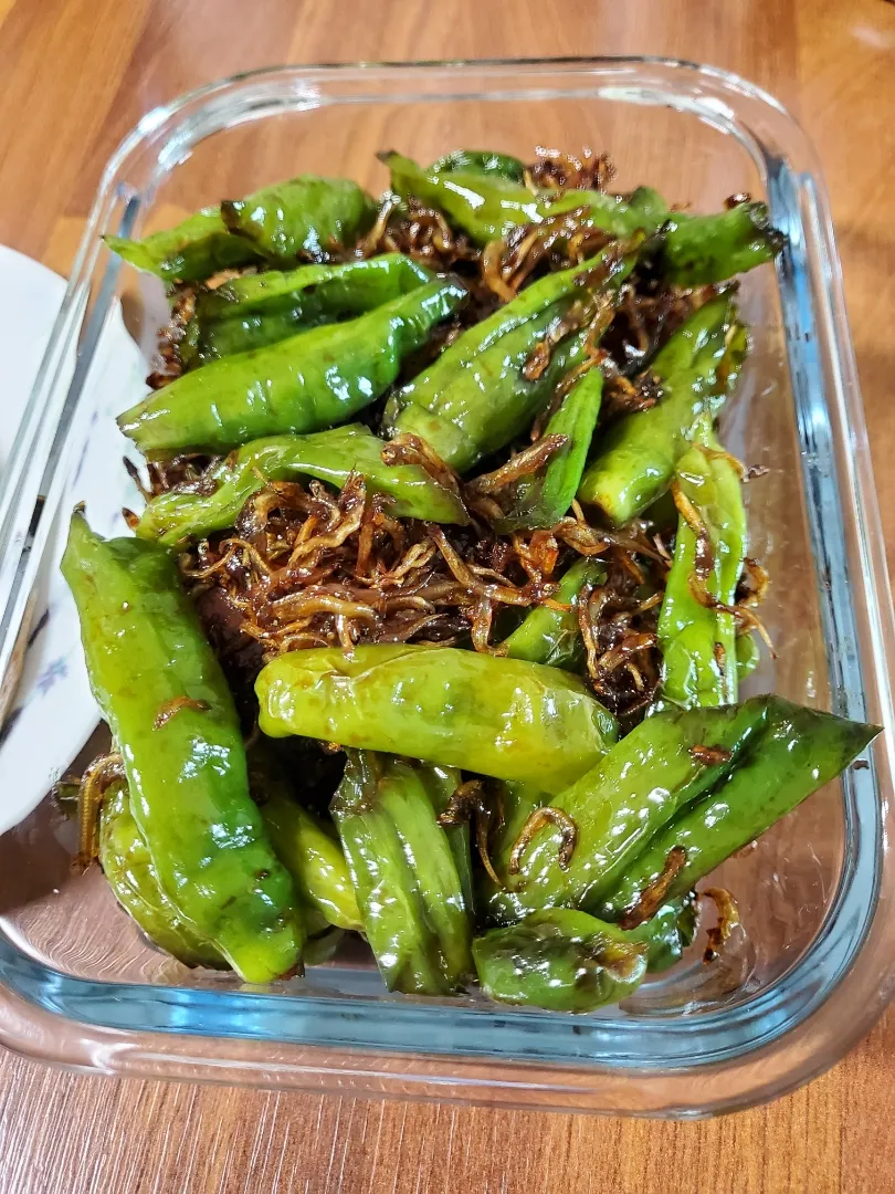 꽈리고추 or Shishito peppers w/small anchovies 😊|gabbysnowさん