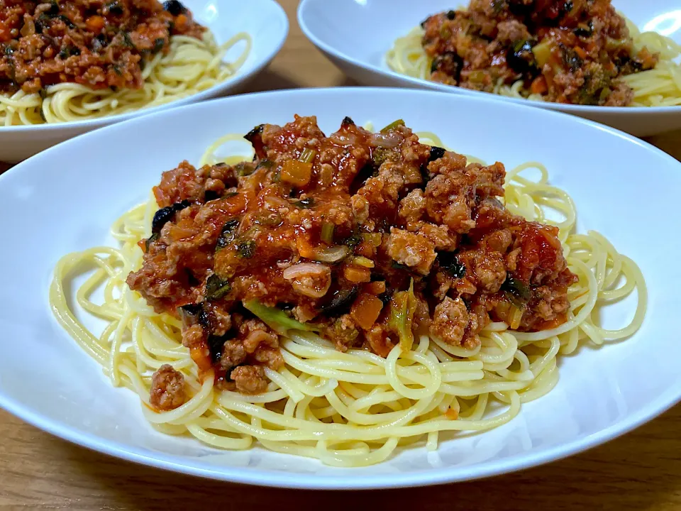 Snapdishの料理写真:＊具沢山ミートソーススパゲッティー🍝＊|＊抹茶＊さん