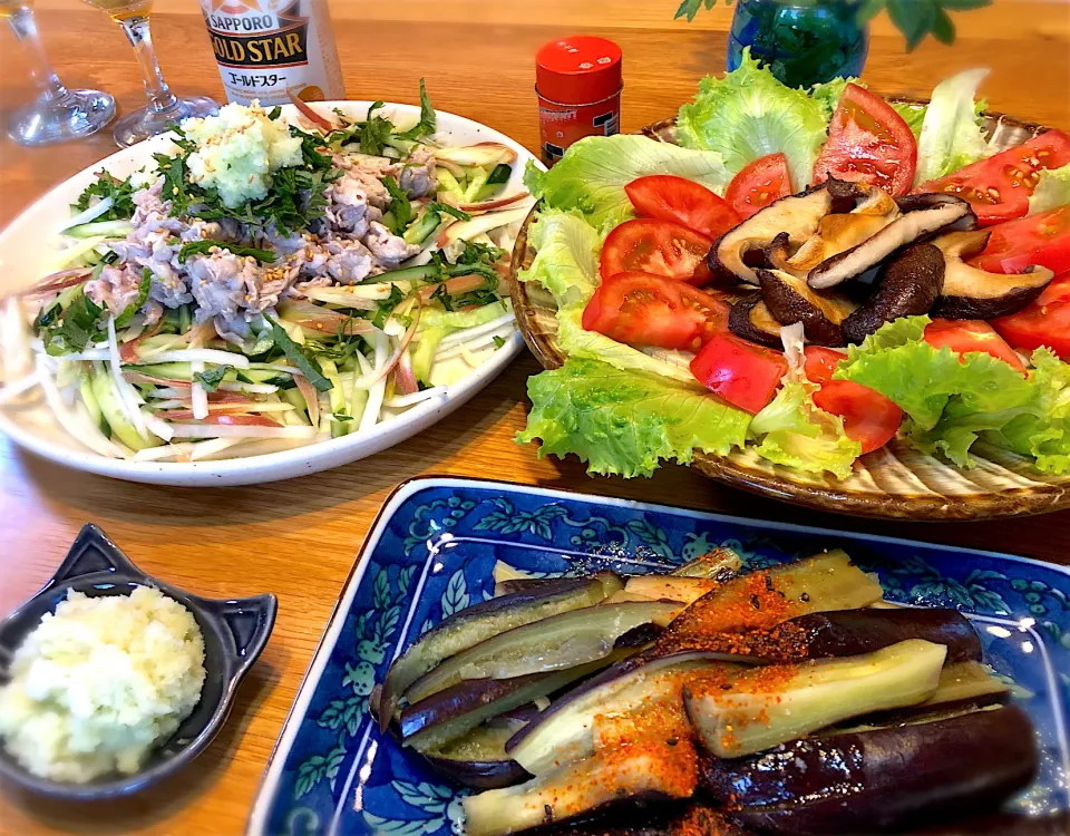 冷しゃぶサラダ　椎茸のバターソテー　蒸し茄子|じゅんさんさん