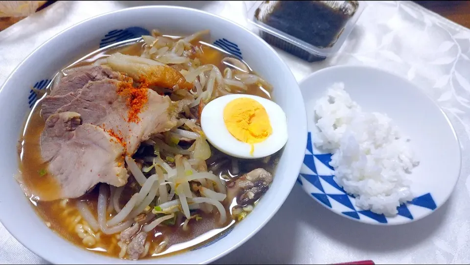 6/19の夕食
サッポロ一番
味噌ラーメン|卯月さん