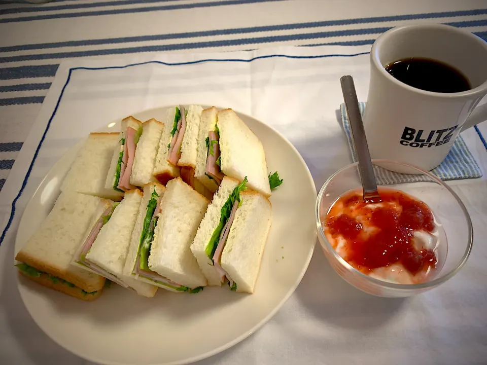 2023/6/20 朝ごはん🍞|ひーちゃんさん