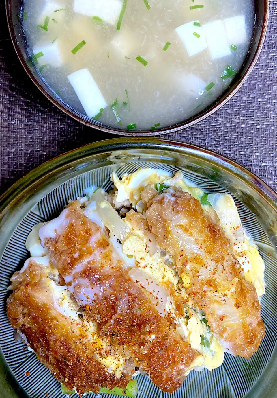 かつ丼|すくらんぶるえっぐさん