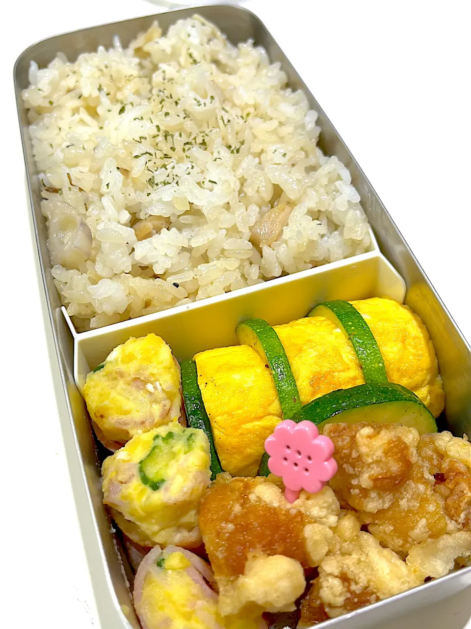 鶏とレモングラスの炊き込みご飯弁当🍱|mirrorさん