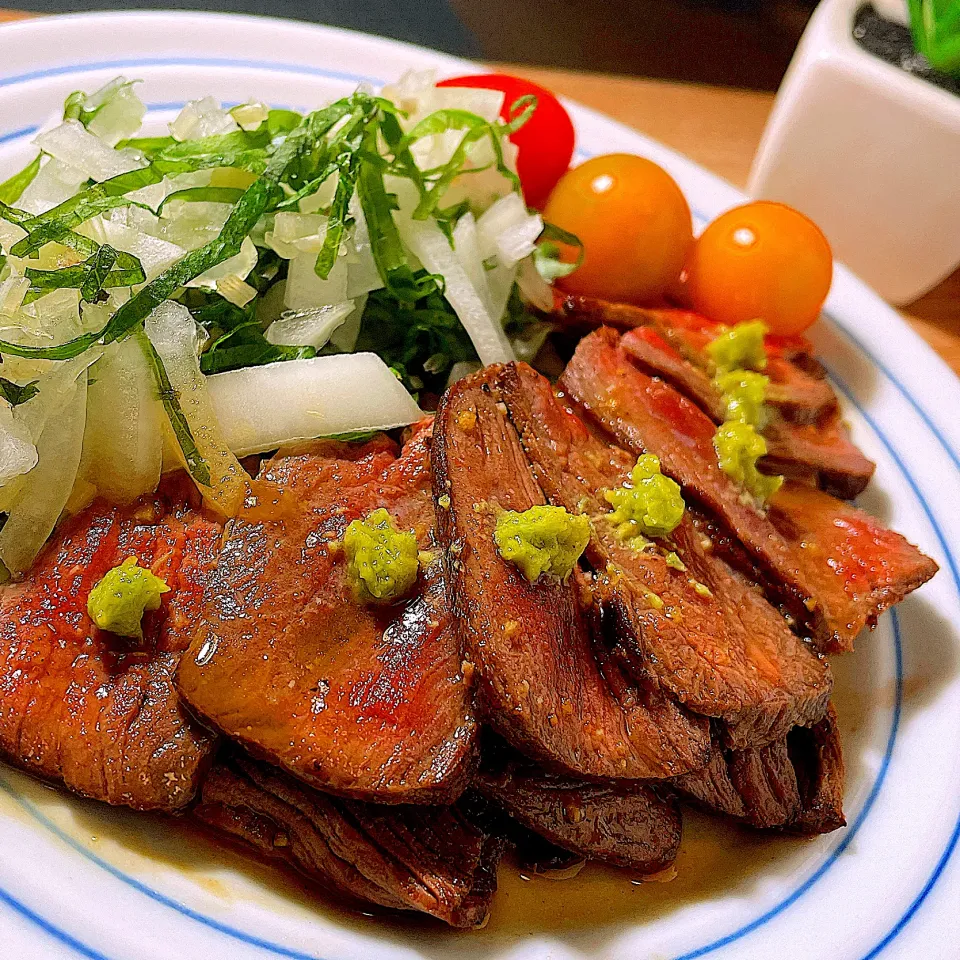 🍷おつまみ　🥩牛肉のたたき|S の食卓2さん