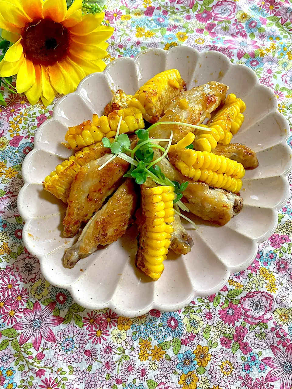 鶏手羽中と🌽のバター醤油炒め|ringonamaさん