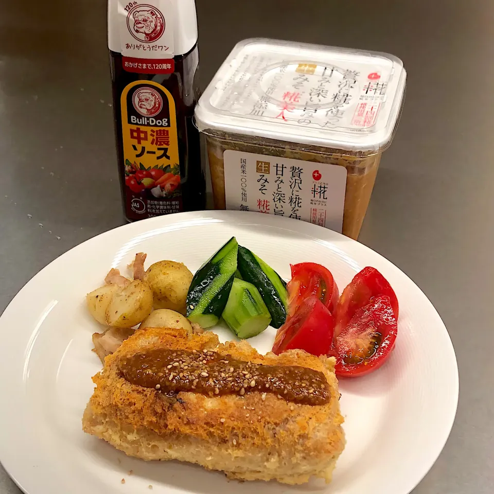 Snapdishの料理写真:なんちゃって味噌カツ|みちさん