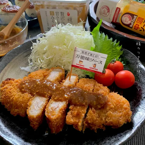 「万能味ソースで和食」を使ってみたSnapdishの料理・レシピ写真:やっぱりこれでしょ！豚カツを万能味ソースで【和食で楽しむ！万能味ソース⑧】