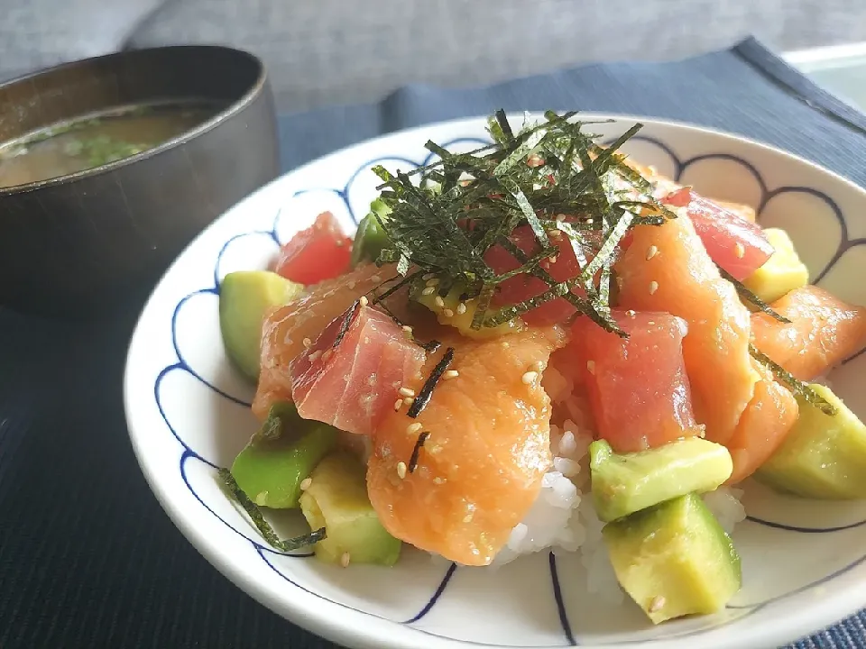 海鮮丼|しあるさん