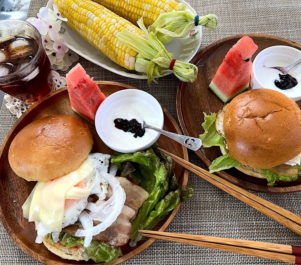 Snapdishの料理写真:旬のご馳走モーニング🍔|noeさん