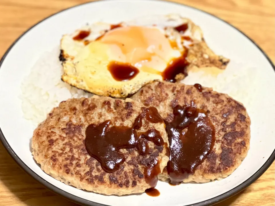 Snapdishの料理写真:☆ロコモコ丼|まぁたんさん