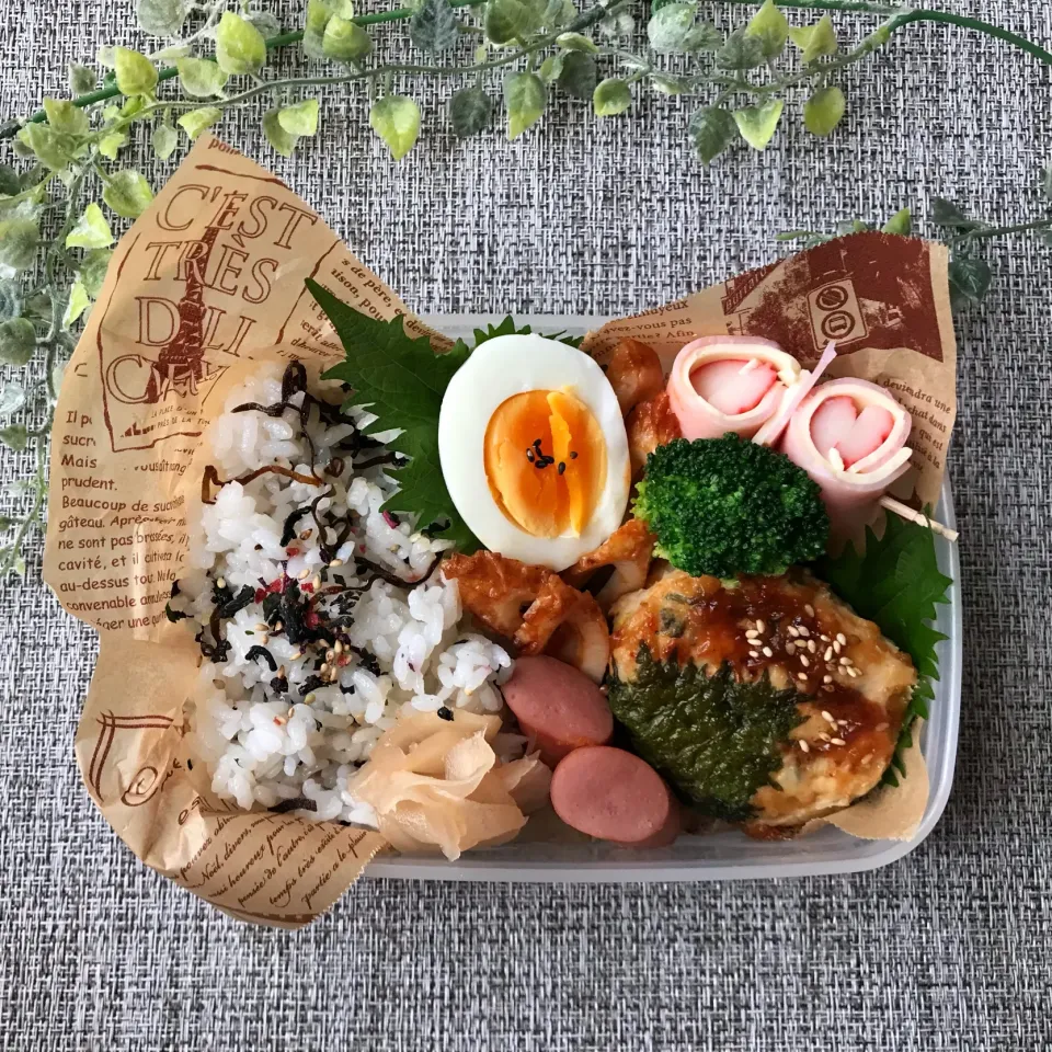 まなまな♡さんの料理 【甘辛💛鶏つくねの大葉巻き】弁当|まなまな♡さん