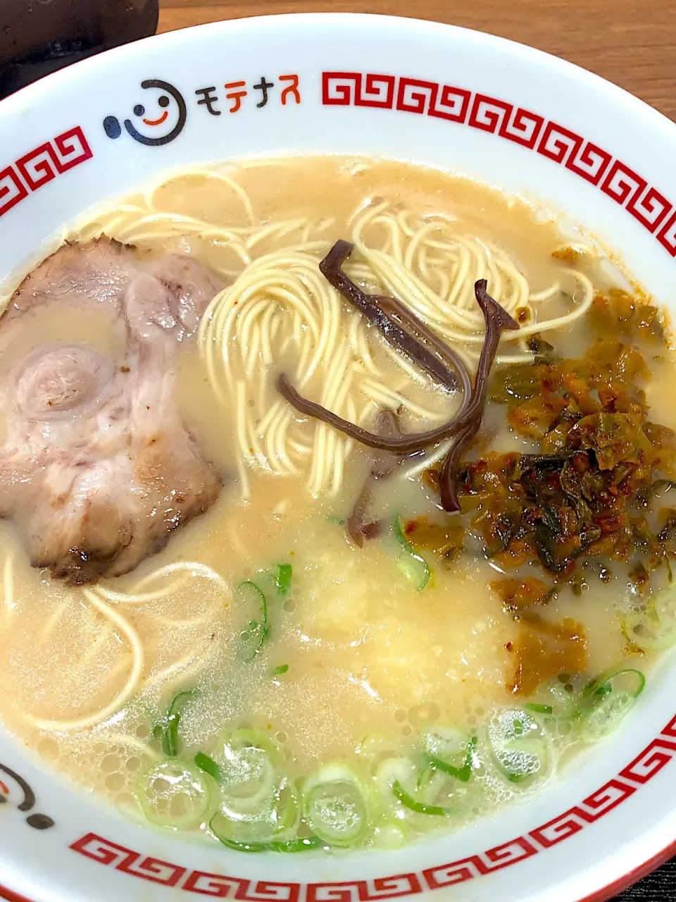 Snapdishの料理写真:福岡豚骨ラーメン|藤本 ひろきさん