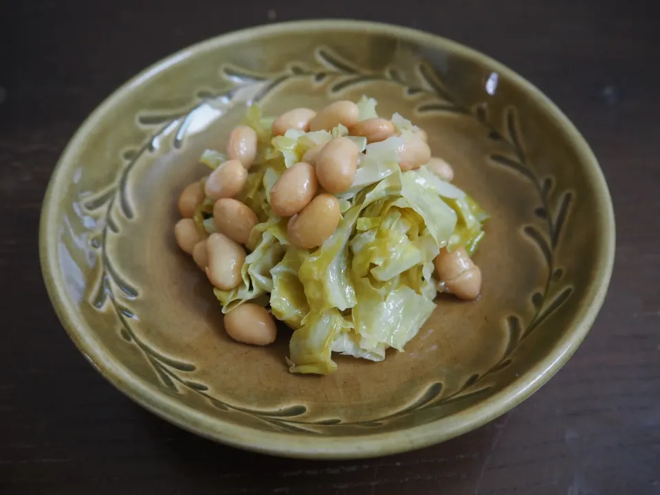 Snapdishの料理写真:キャベツと大豆のビネガー煮|seiko_funfoodさん