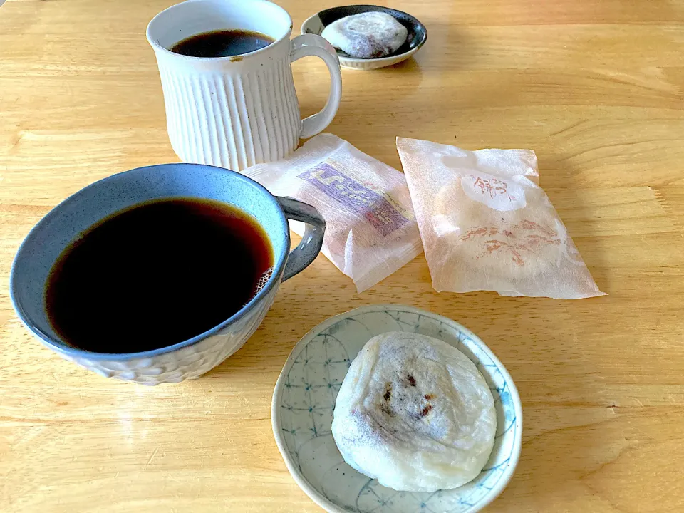 頂きものでオヤツTime☆かさのや梅ヶ枝餅、もち吉のおかき〜やっばり間違いない美味しさ😋|さくたえさん