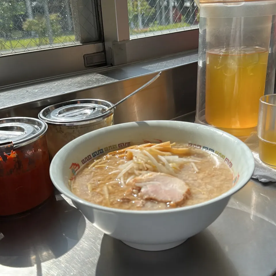 ＃ラーメン|Hajime Sakaiさん