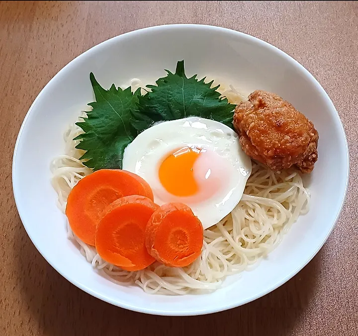 Snapdishの料理写真:乗っけそうめんペペロン|ナナさん