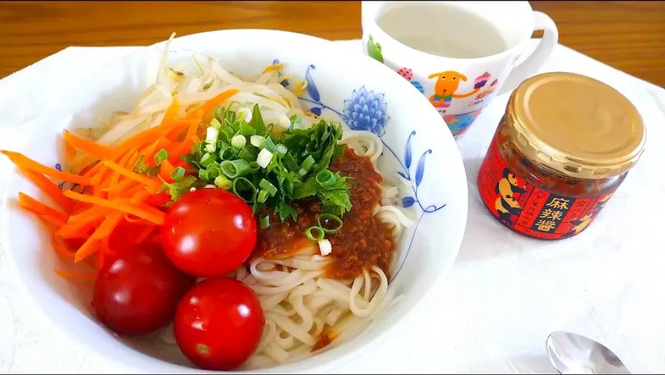 6/25のお昼ごはん
サラダうどん|卯月さん