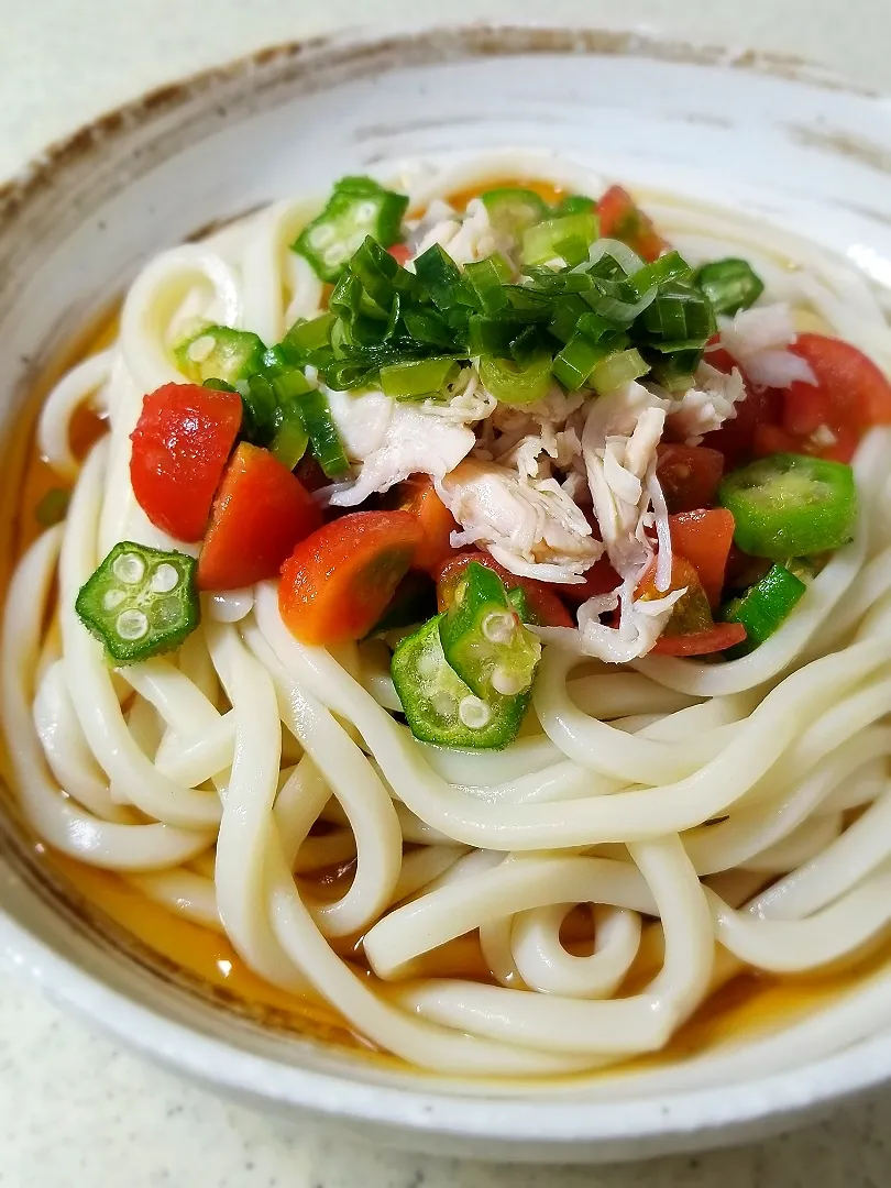 冷しトマトうどん🍅|ぱんだのままんさん