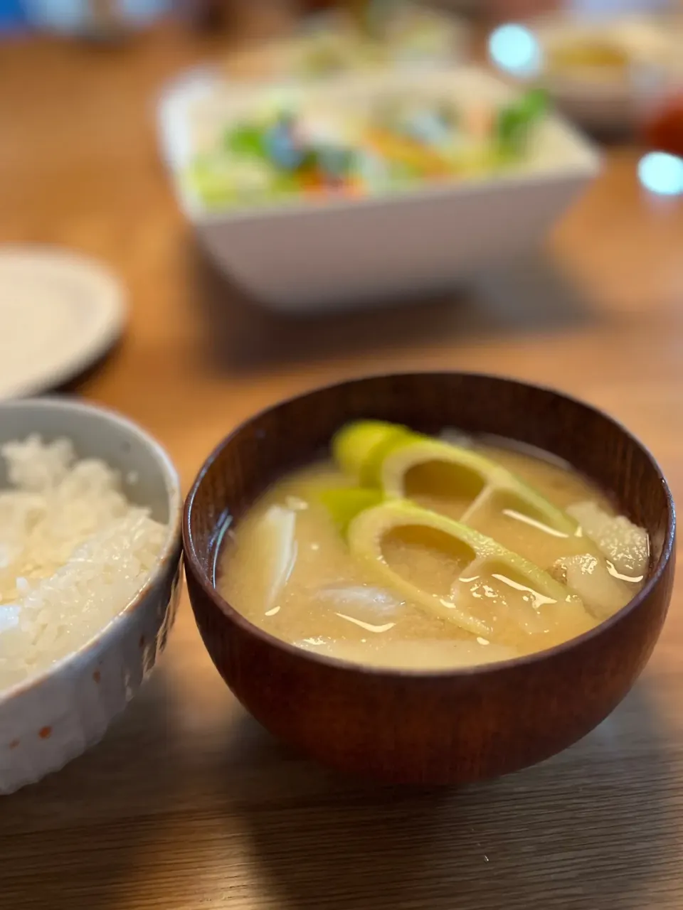 Snapdishの料理写真:6/25の夕食　真竹の筍と新じゃがの味噌汁|yoneさん