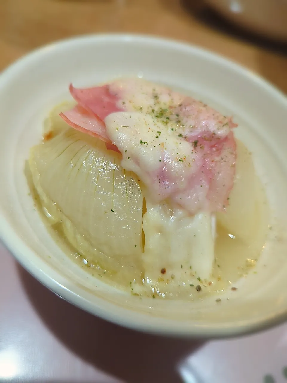 簡単で超絶美味しい新玉ねぎのレンチン蒸し😋|みぽりん♪さん