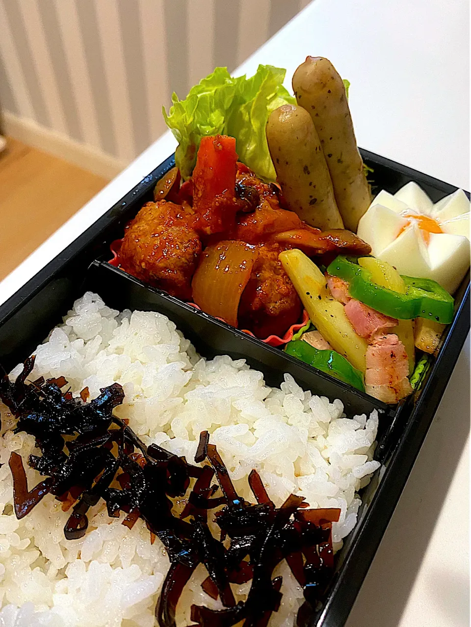 肉だんごのトマトソース煮弁当|しばざきまりさん