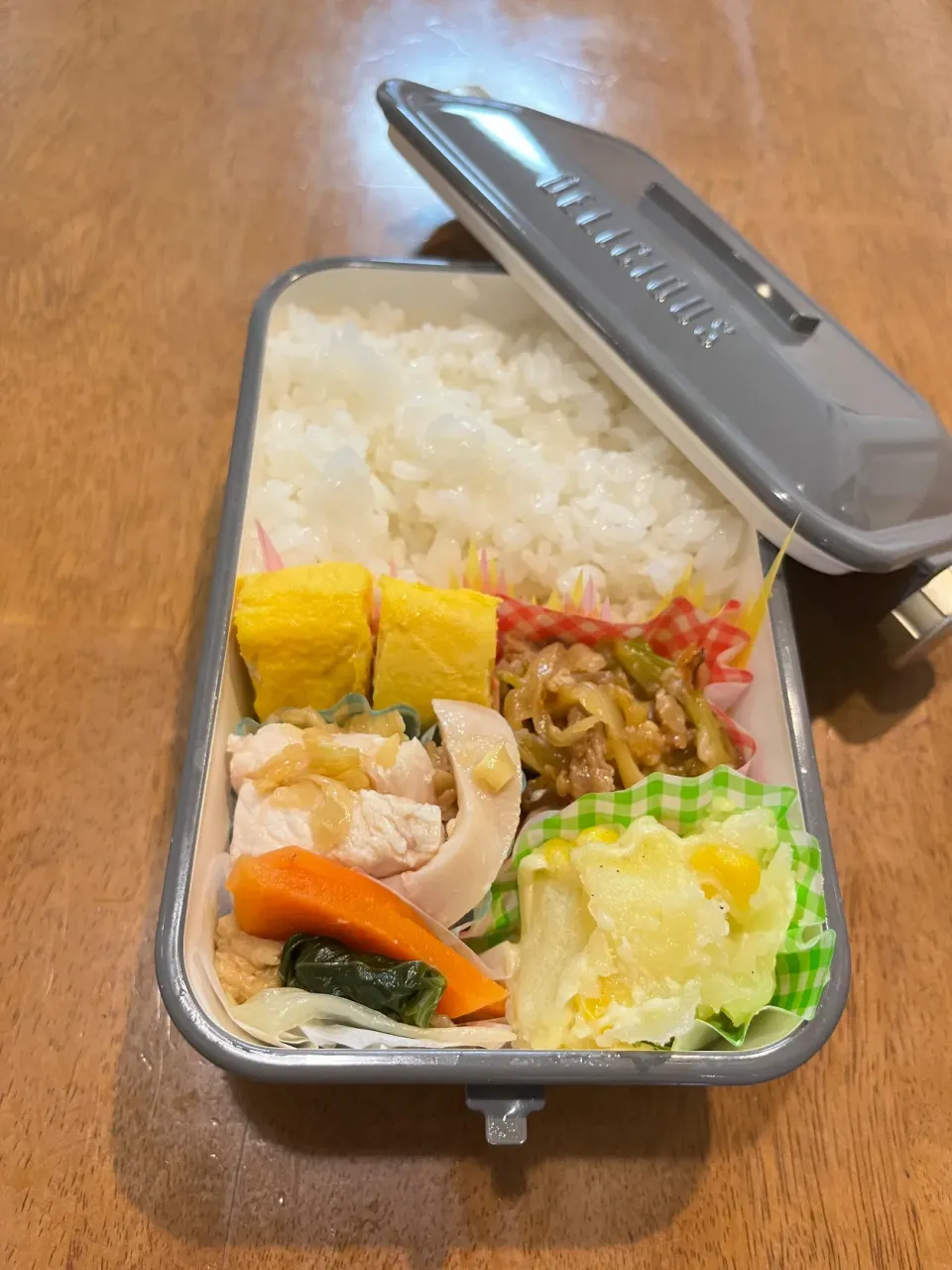 今日のお弁当|トントンさん