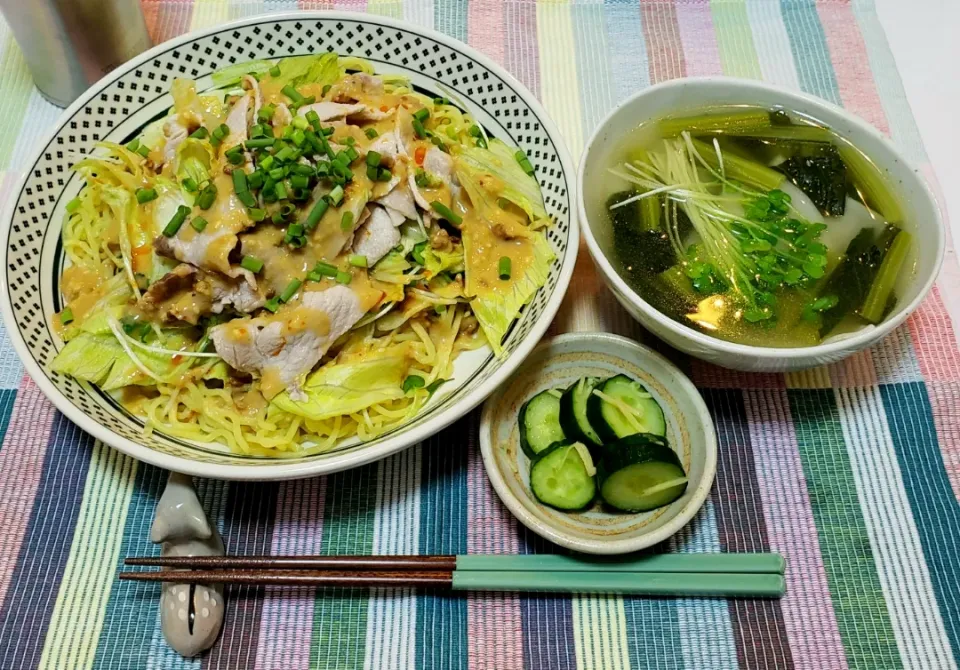 ひとり暮らしの夜ご飯
豚しゃぶごまだれ麺|keeijnsさん