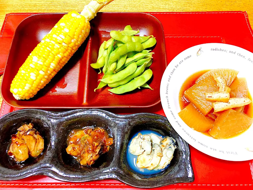 枝豆、とうもろこし🫛🌽
頂き物の焼かき三昧
鯛のあら炊きの残り汁で煮た大根|naoさん