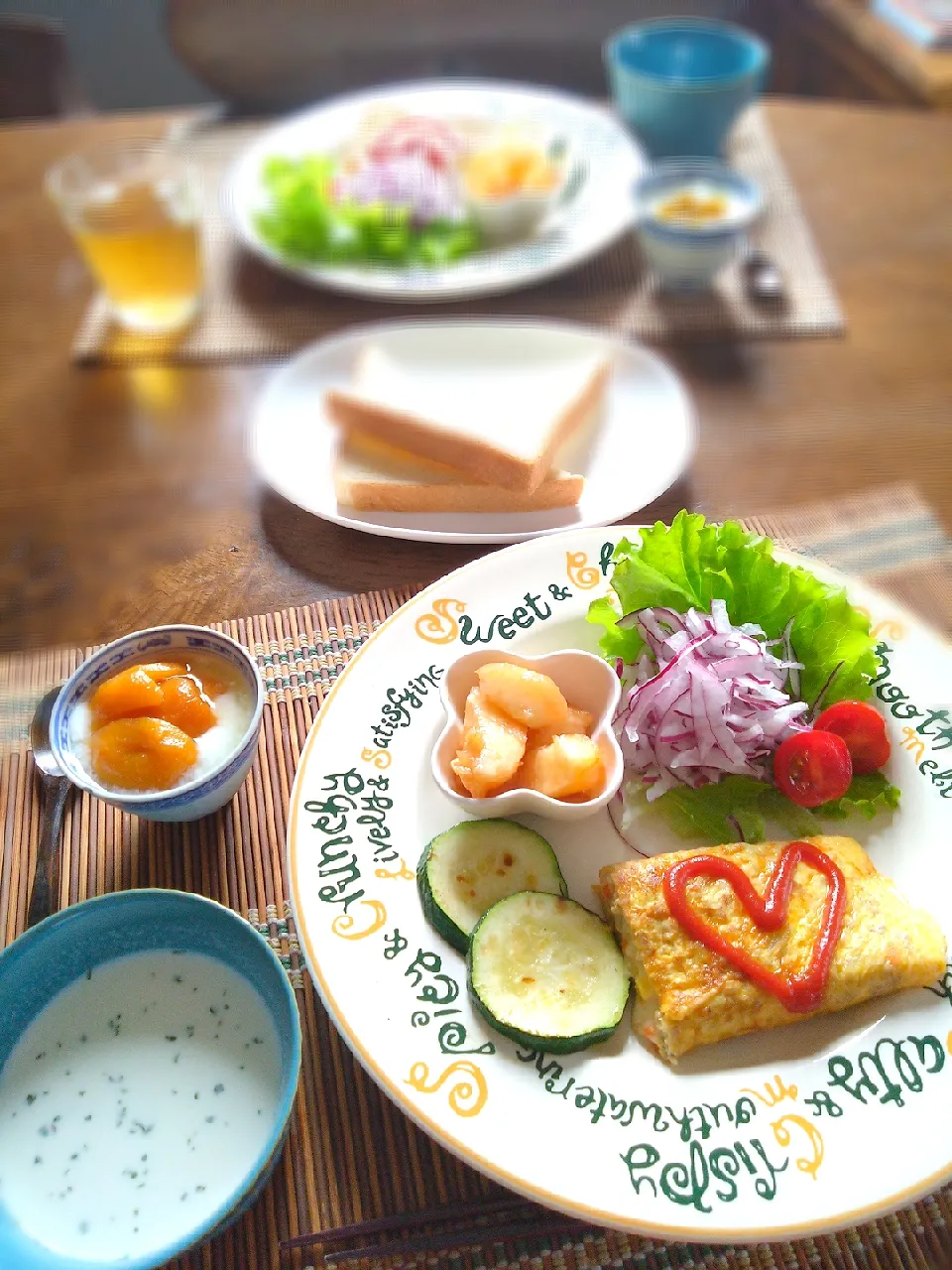 朝ごはん⛅！|まめころさん