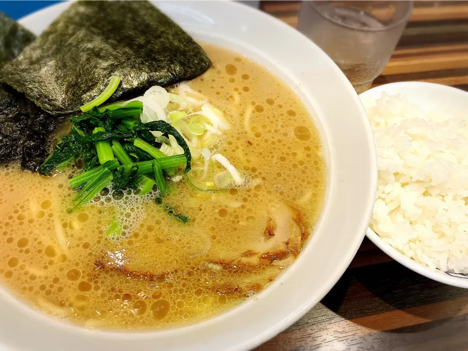 仙台っ子ラーメン ¥750|Blue Moon Caféさん