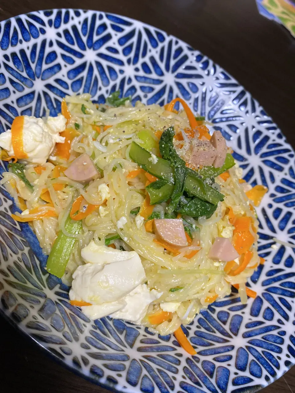 魚肉ソーセージとしらすの素麺炒め|ちぐけんさん