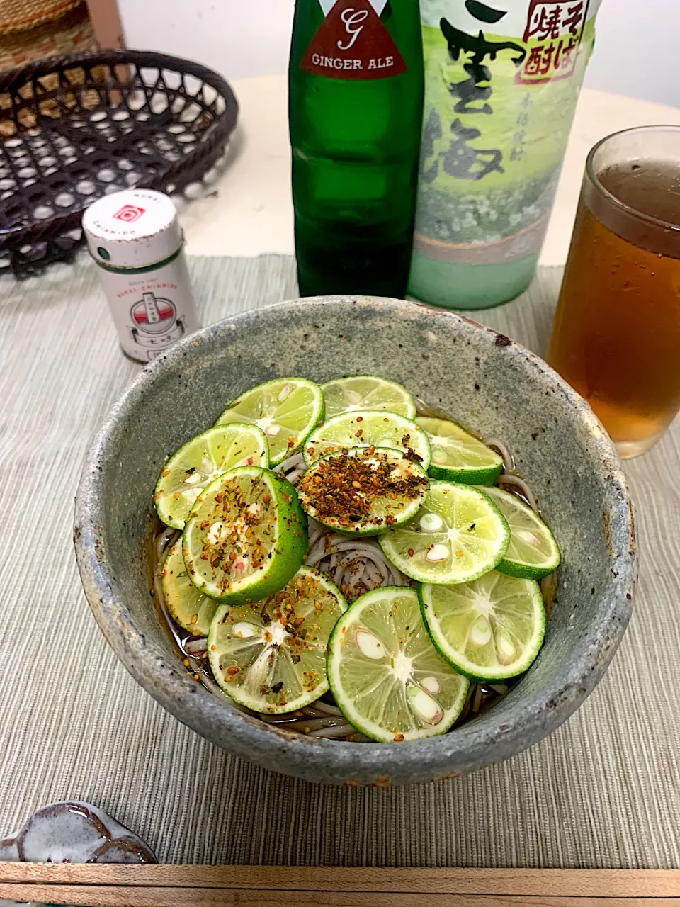 Snapdishの料理写真:にゃあ（芸名）さんの料理 冷掛けすだち蕎麦|KimaLABOさん