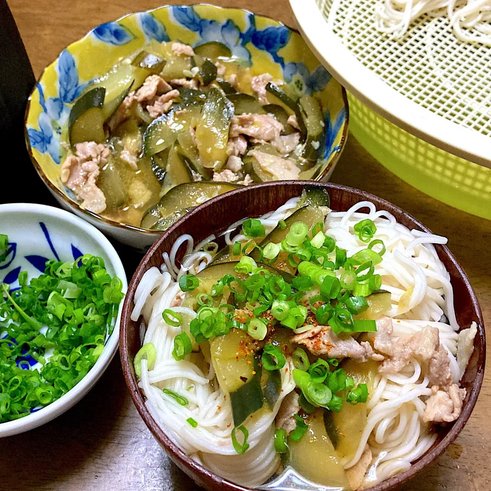 豚胡瓜のせ素麺|みんみんさん