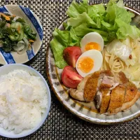 皮がパリパリ！チキンステーキ、大葉入り酢の物|彩葉(ゆっぴ)さん