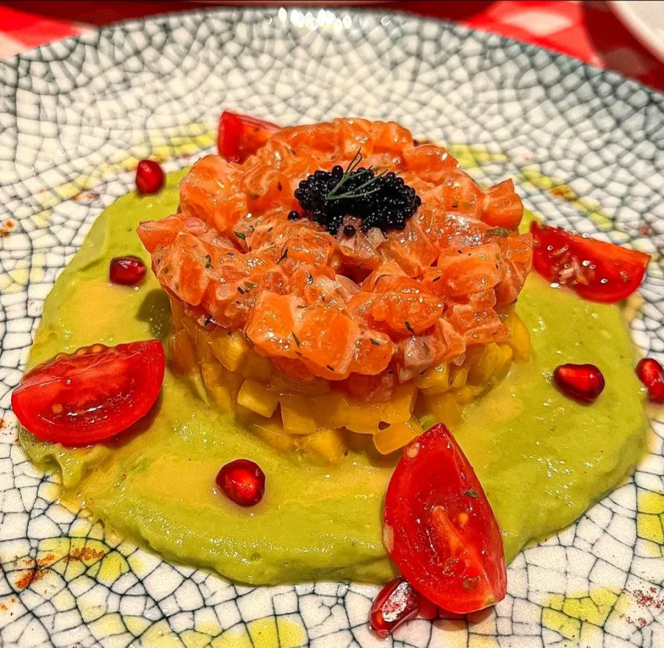 Salmon Tartare 🐟🥑🥰🧡|An'leeさん